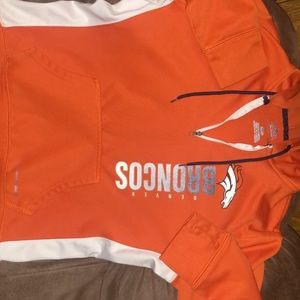 Denver Broncos size Small❤️